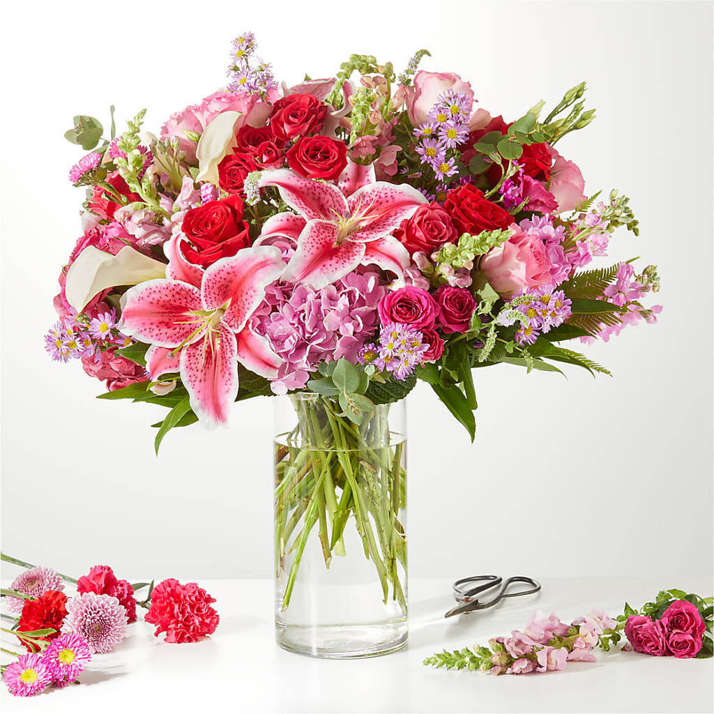 Swooning Over You - A Luxury Florist Original – WALTON FLORIST & GIFTS, Walton KY