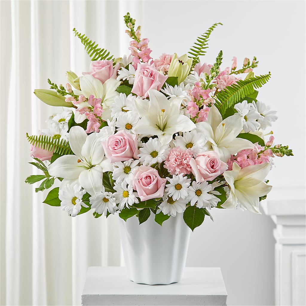 Soft Touch Tabletop Basket – WALTON FLORIST & GIFTS, Walton KY
