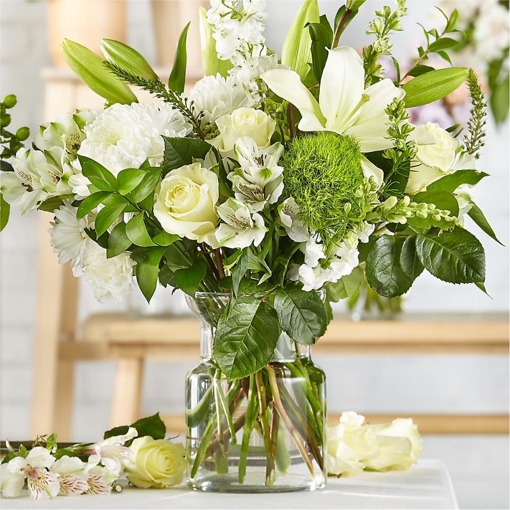 Classic Ivory – A Florist Original – WALTON FLORIST & GIFTS, Walton KY