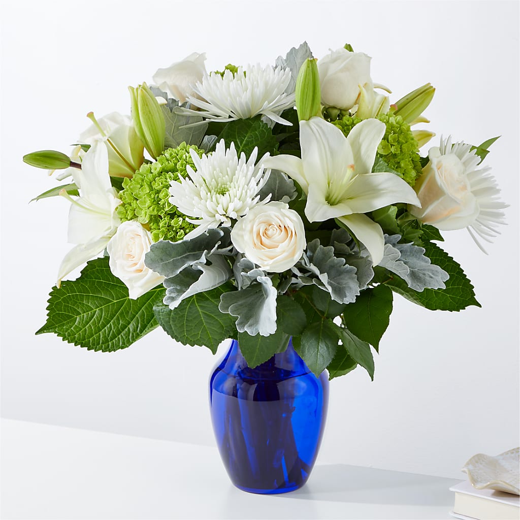 Snowy Dreams Bouquet – WALTON FLORIST & GIFTS, Walton KY
