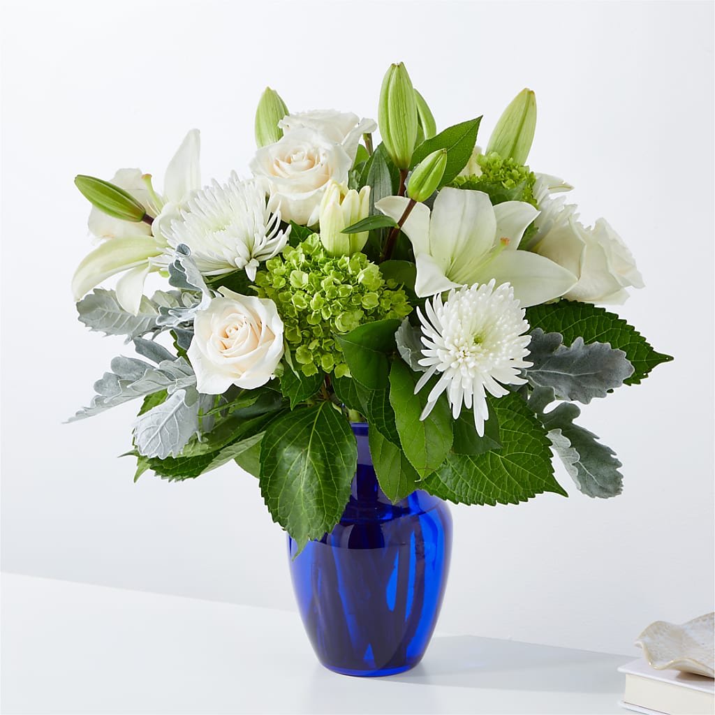 Snowy Dreams Bouquet – WALTON FLORIST & GIFTS, Walton KY
