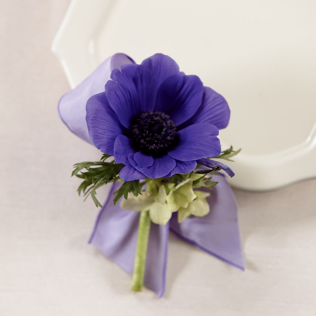 Purple Passion Boutonniere – WALTON FLORIST & GIFTS, Walton KY
