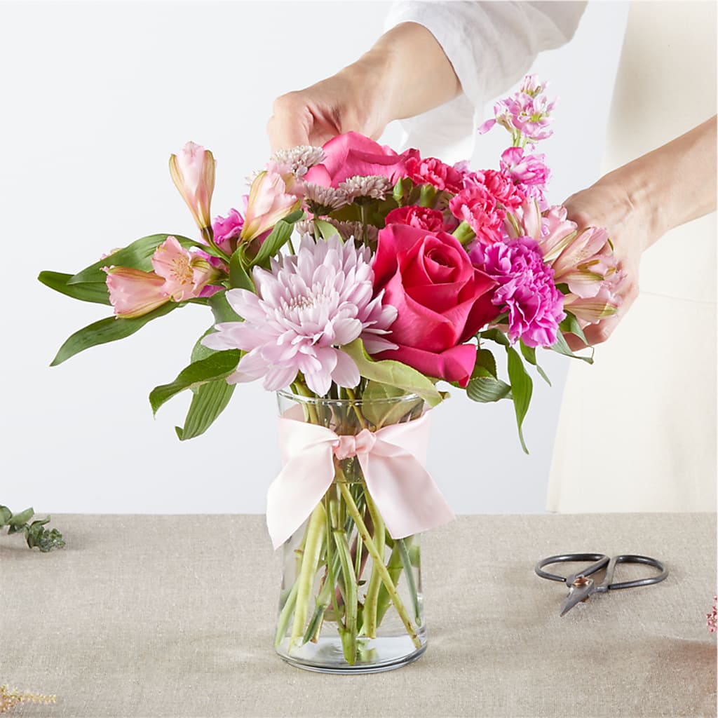 Pink Ribbon - A Florist Original – WALTON FLORIST & GIFTS, Walton KY