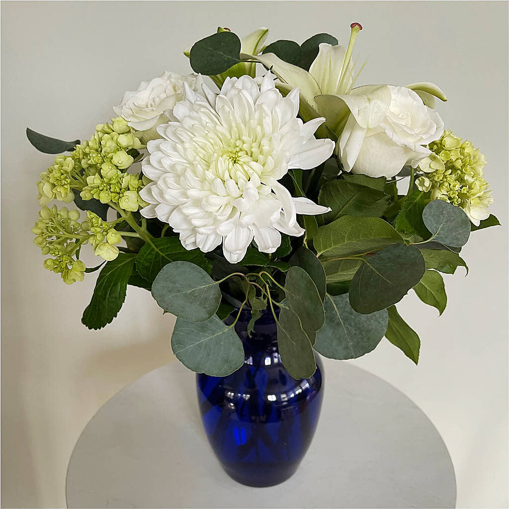 Snowy Dreams Bouquet – WALTON FLORIST & GIFTS, Walton KY